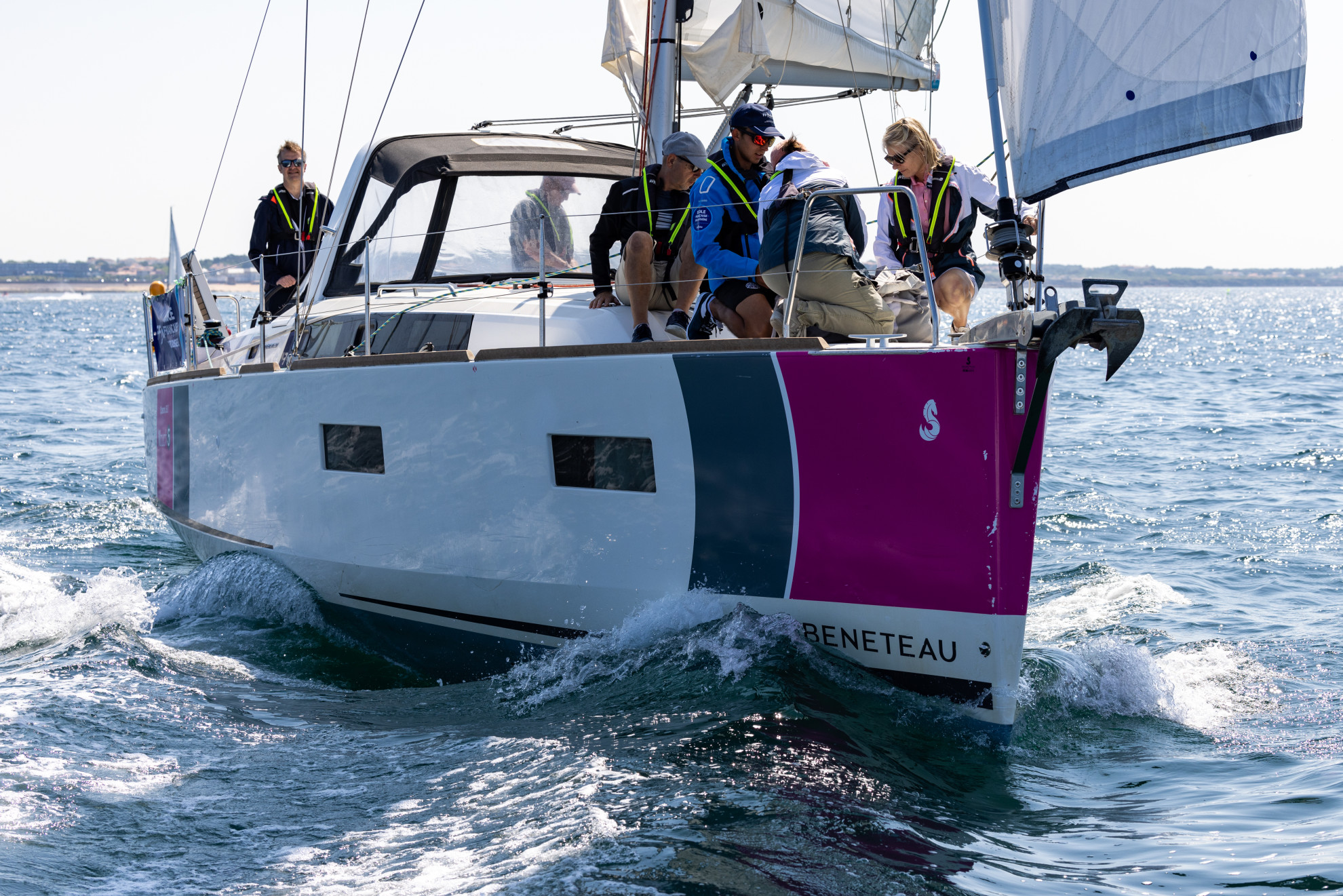 Stage de voile dans une École Française de Voile